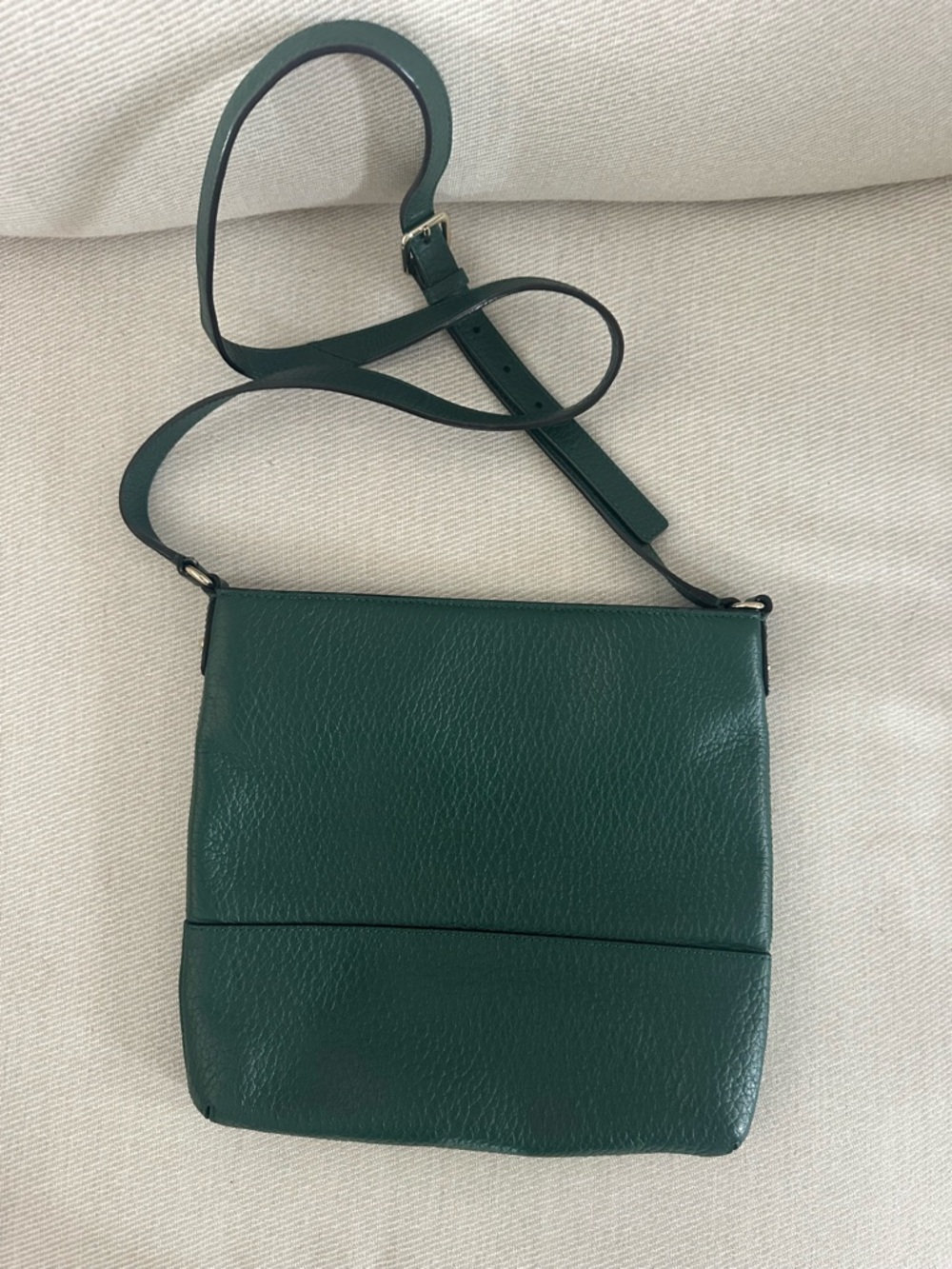 NWOT: kate spade Emerald Green Leather Crossbody Bag - Picture 2 of 3